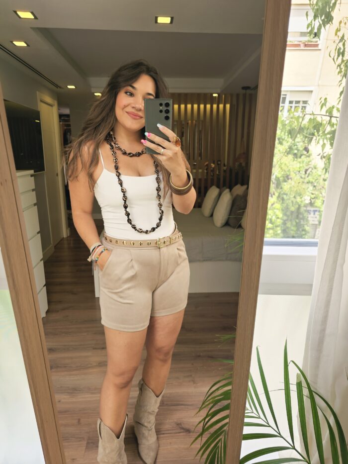 Short 9687