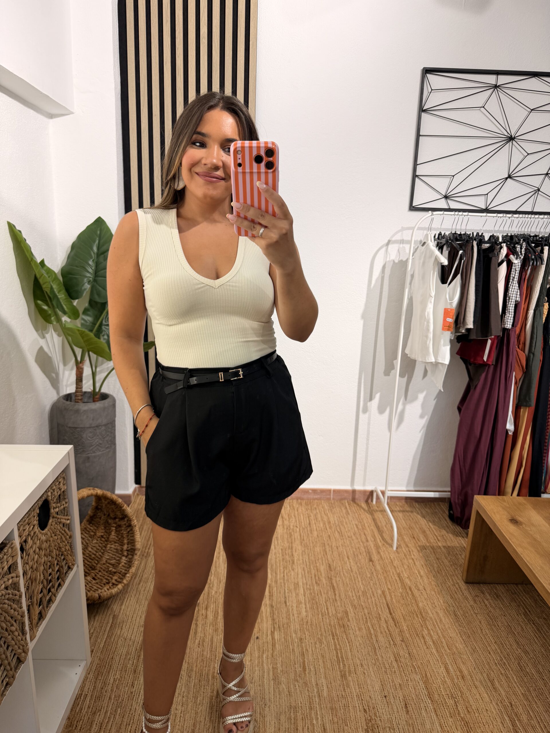 Short 12266 - Imagen 21
