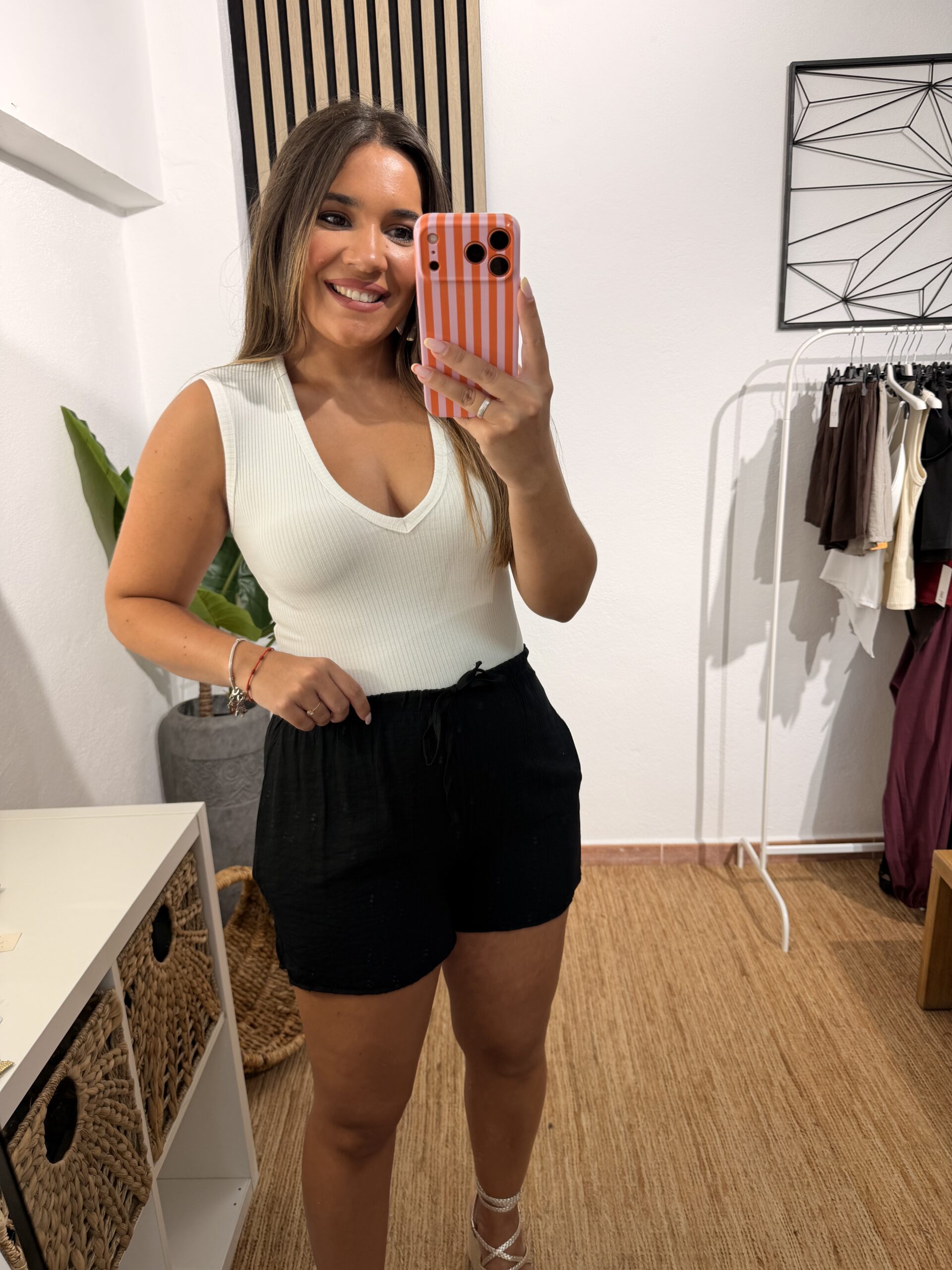 Short 13587 - Imagen 7