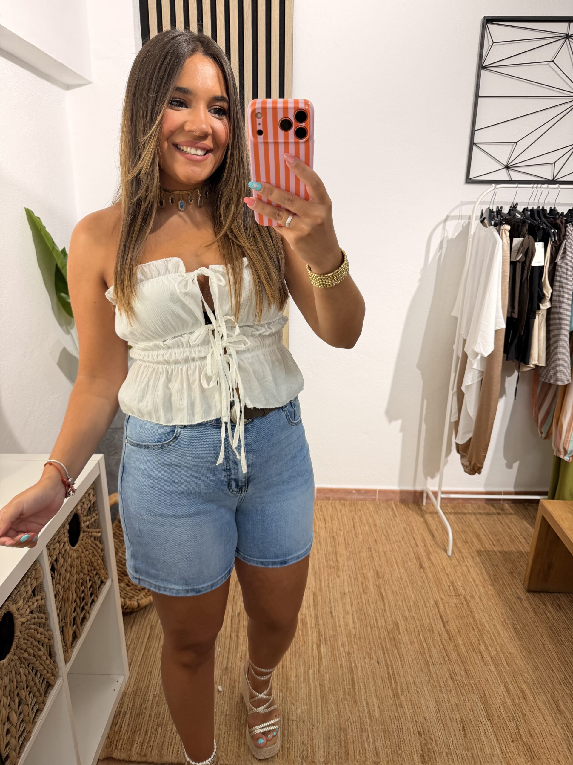 Short 2207 - Imagen 8