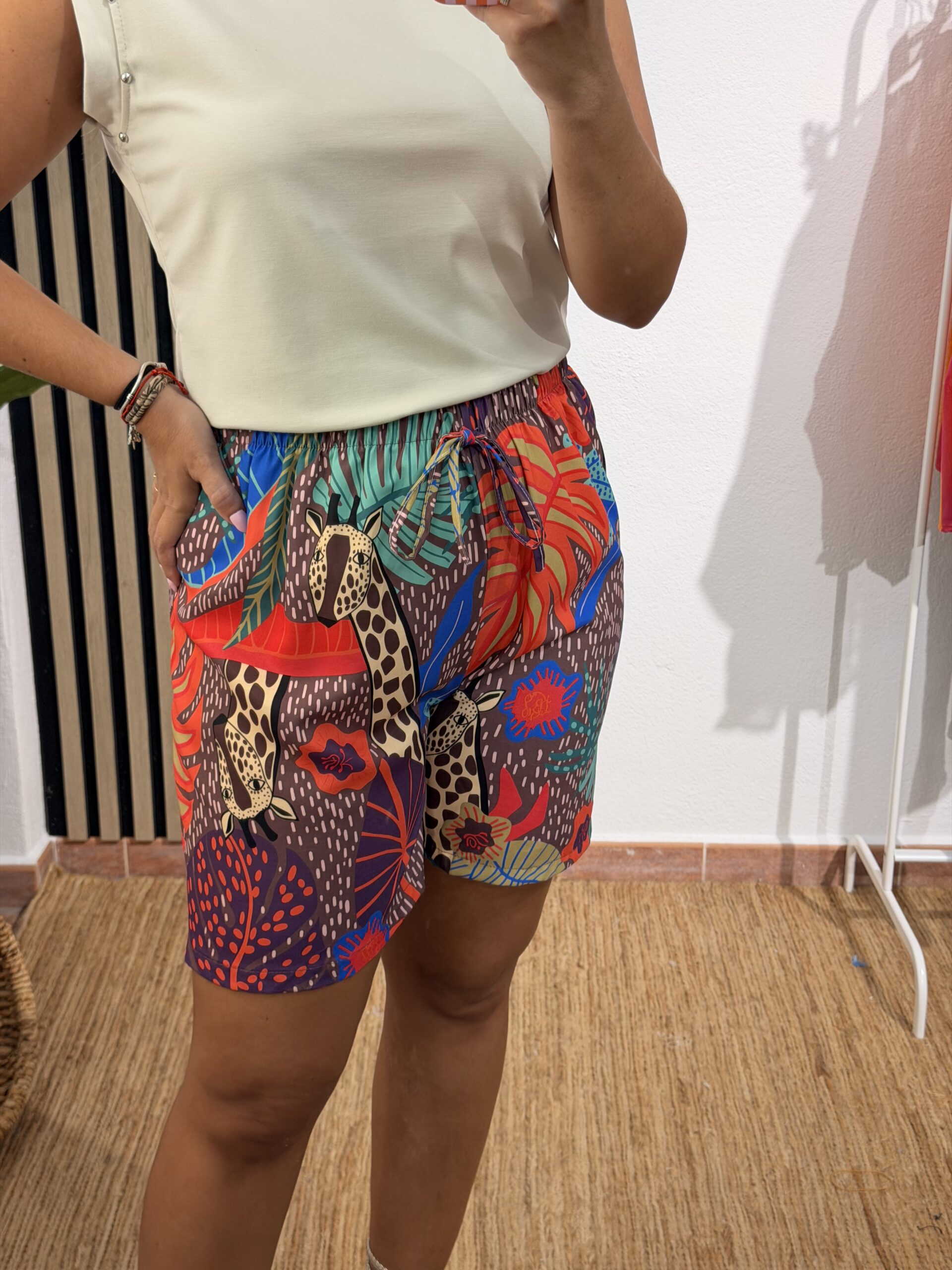 Short 15158 - Imagen 11